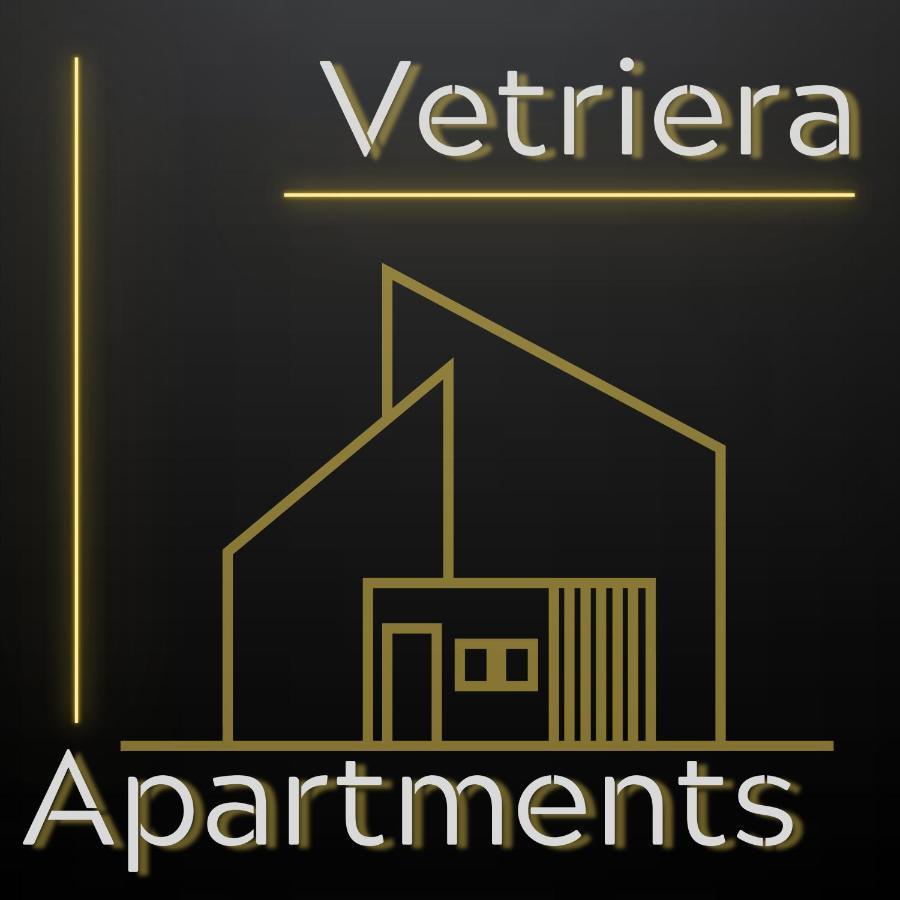 Vetriera Apartment *